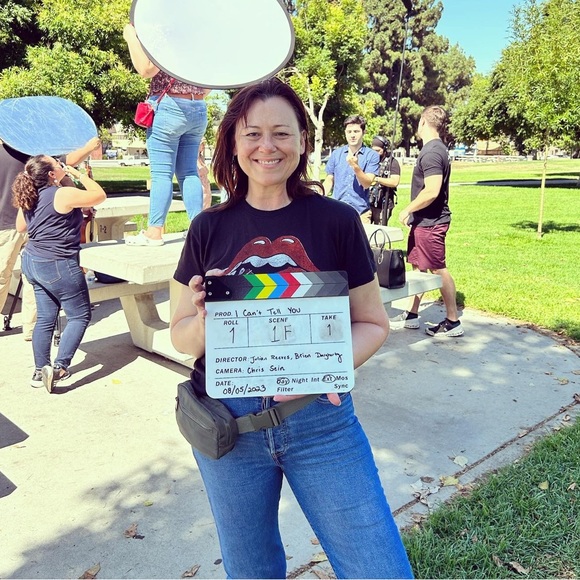 Meet your Posher, Julie - Picture 2 of 9